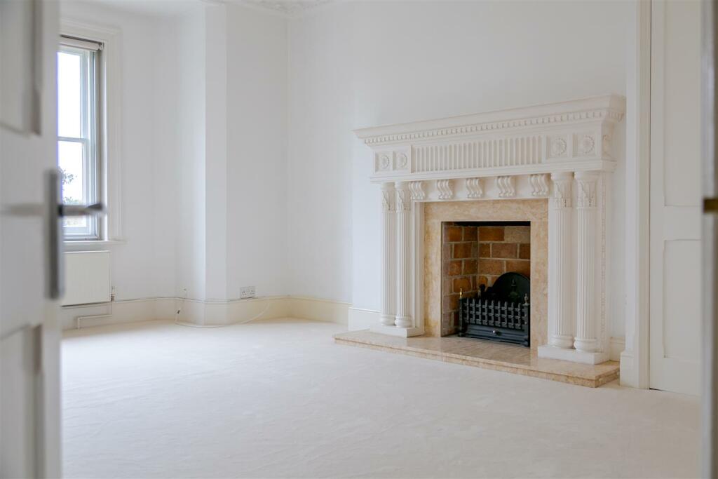 Flat_3_10_The_Beeches_New-19.jpg