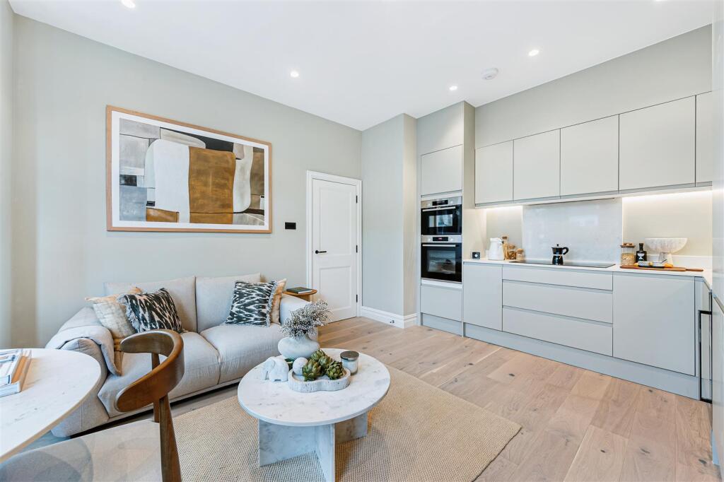 Flat 1 - 7 Woodgrange Avenue-4.jpg