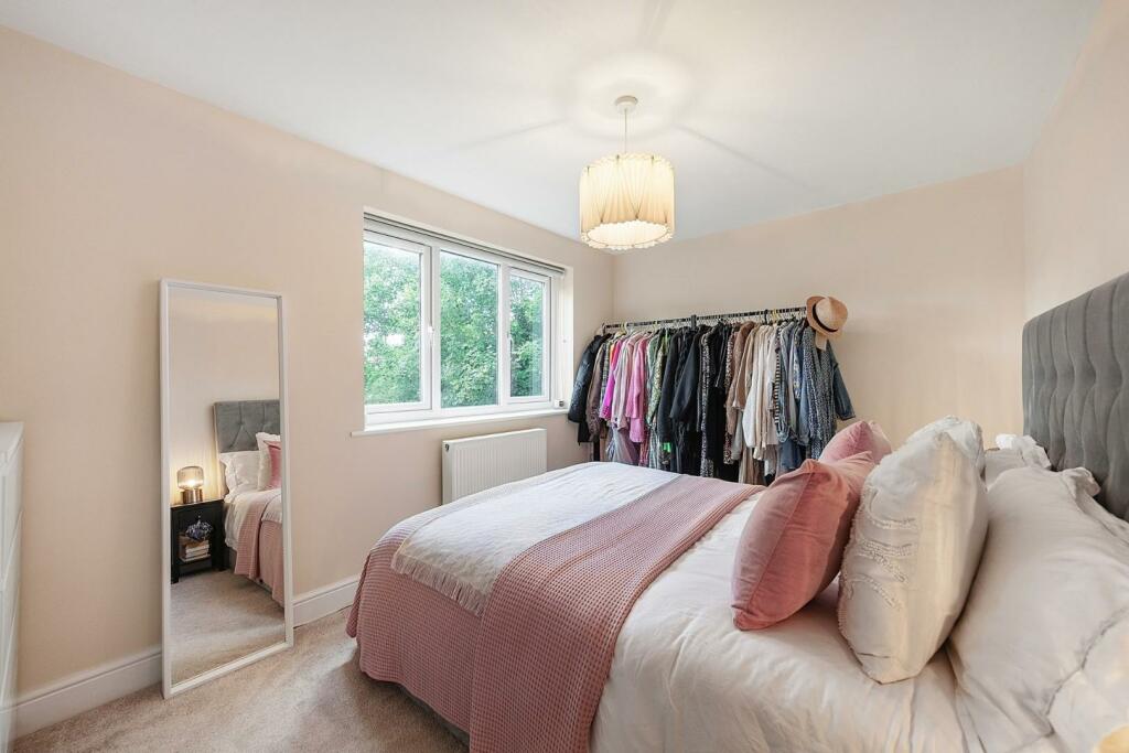 Bedroom.jpg