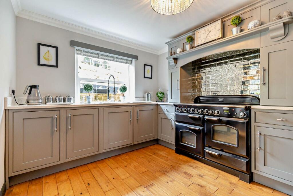8594436-interior08-800.jpg