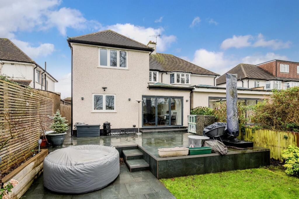 THORNDON GARDENS (14).jpg