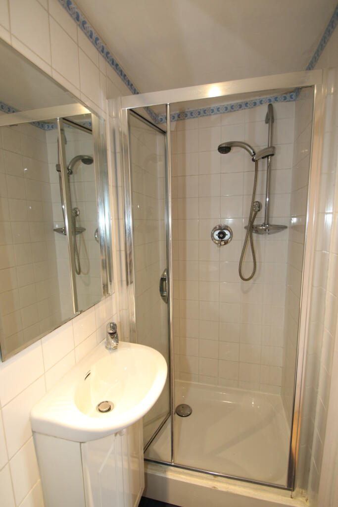 35C Grove Hill Road, Camberwell, London, SE5 8DF