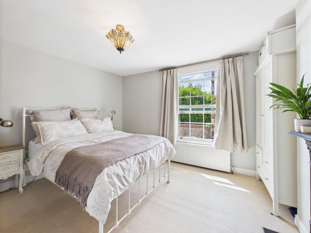 Bed 1