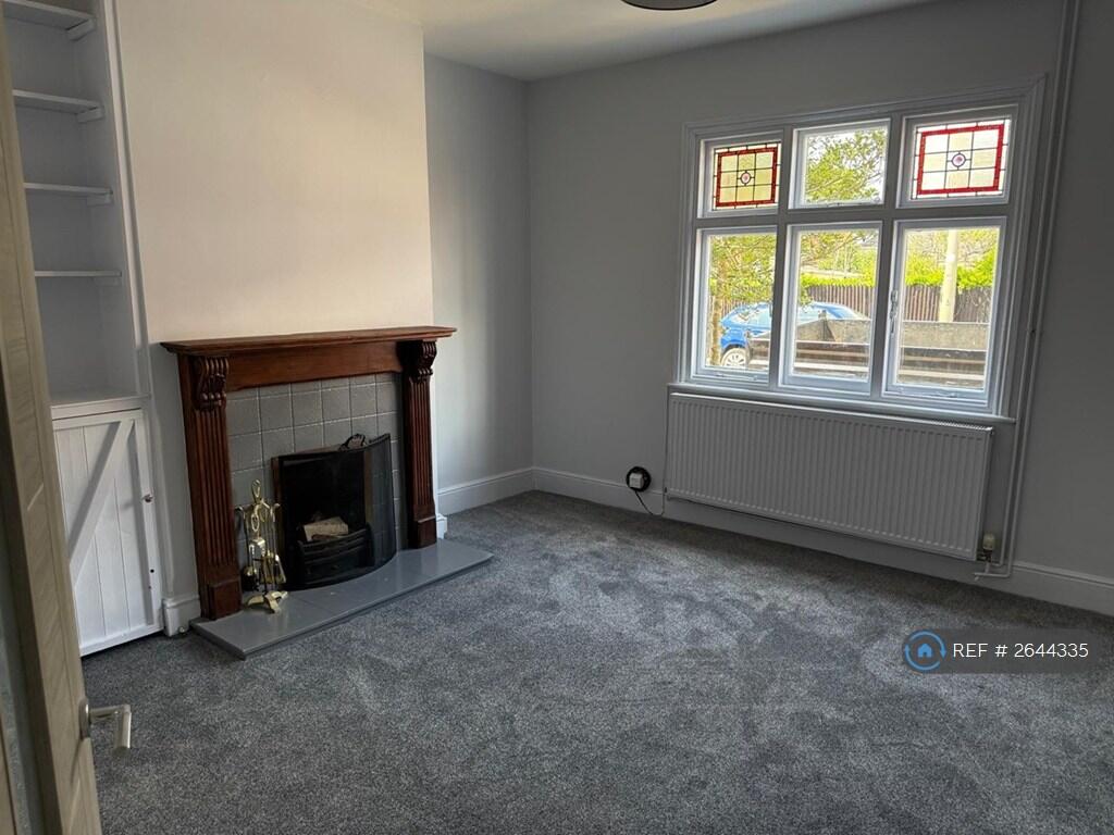 Lounge/Front Room 