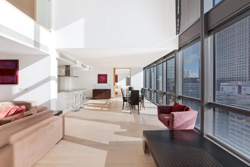 ONE WEST INDA QUAY, 2704-35