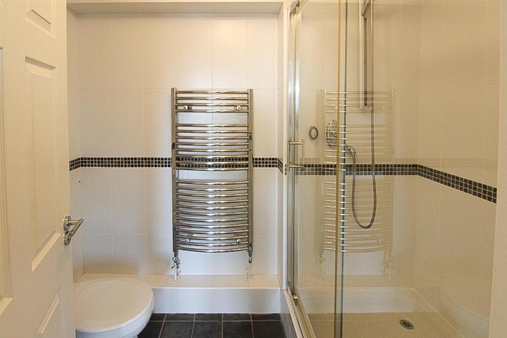 Showerroom.jpg