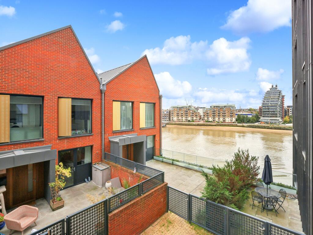 Westbourne Apartment