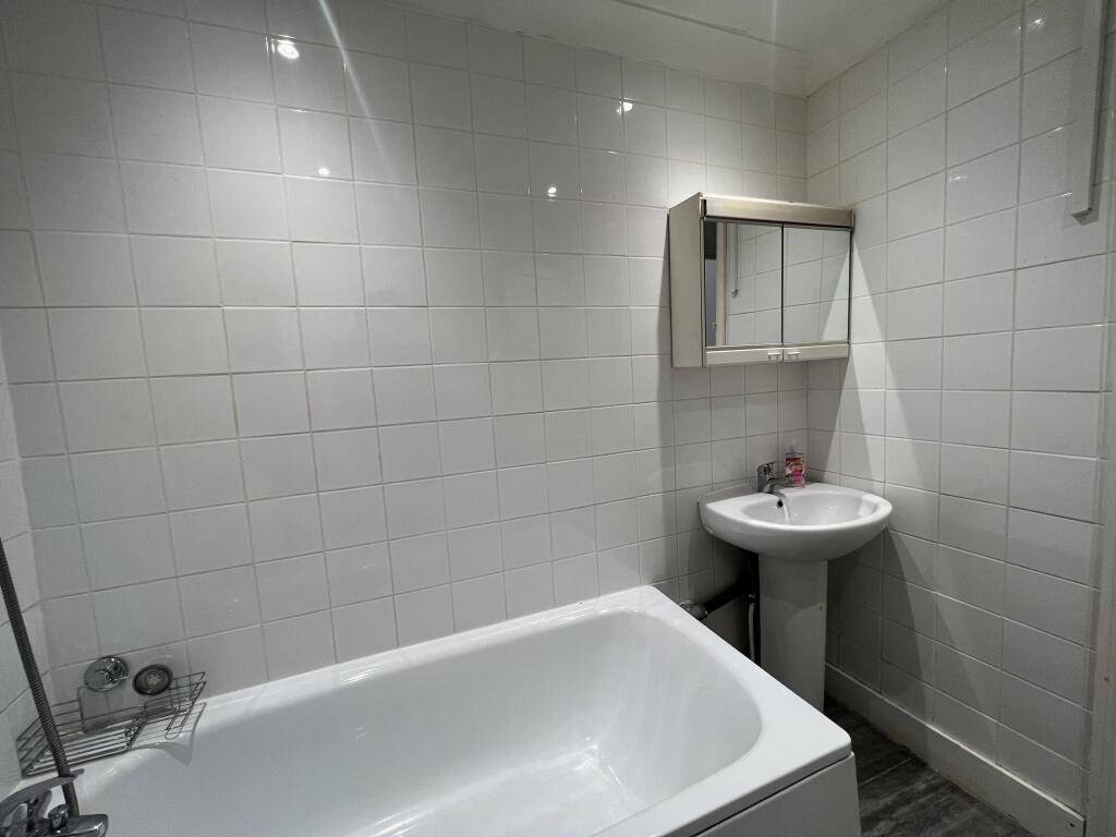 Bathroom (1)