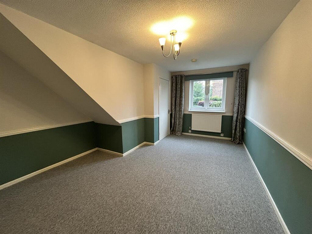 Living Room.JPEG