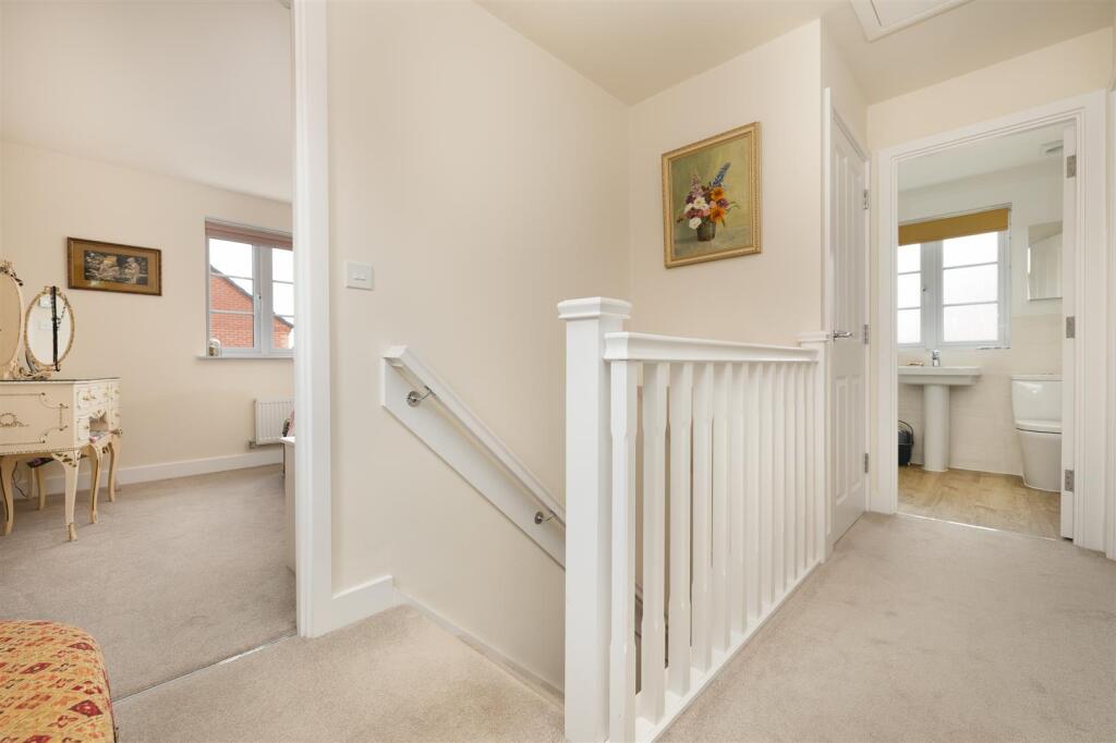 31 Hurley Place, Hugglescote