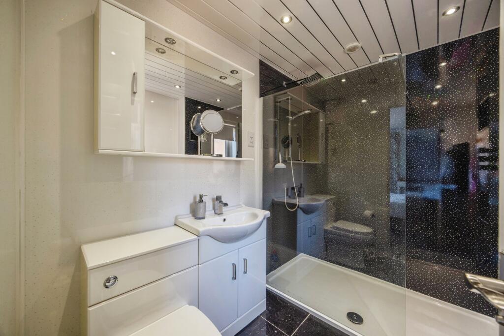 En - Suite