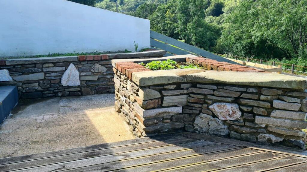 Wall.jpg