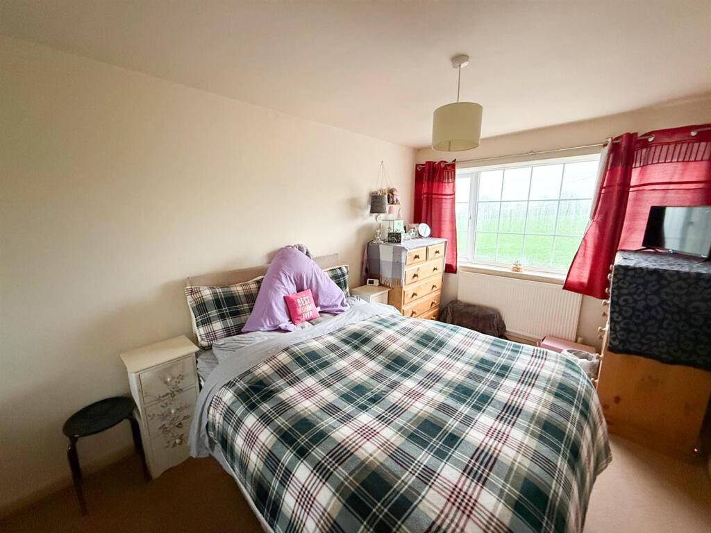 3 bed detached, cowling