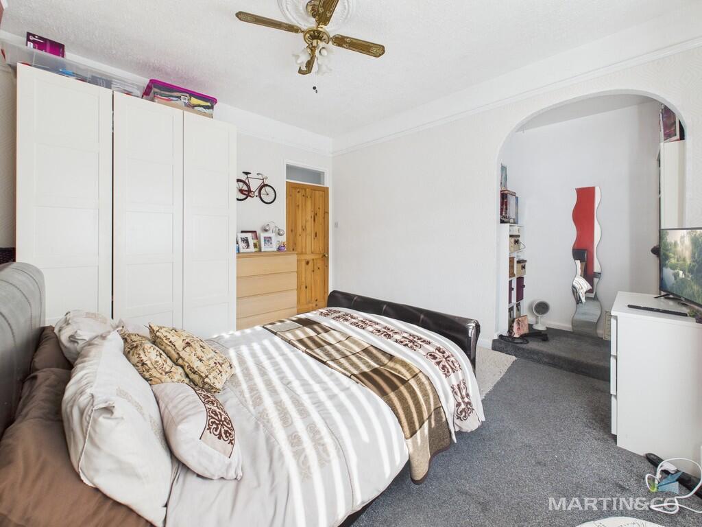 CAM03111G0-PR0381...