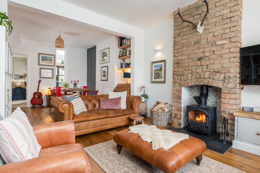 Westgate 116 Lounge Dining Room-3