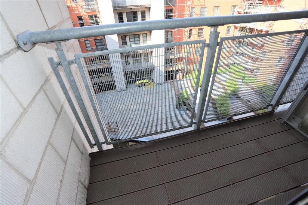 balcony.jpg