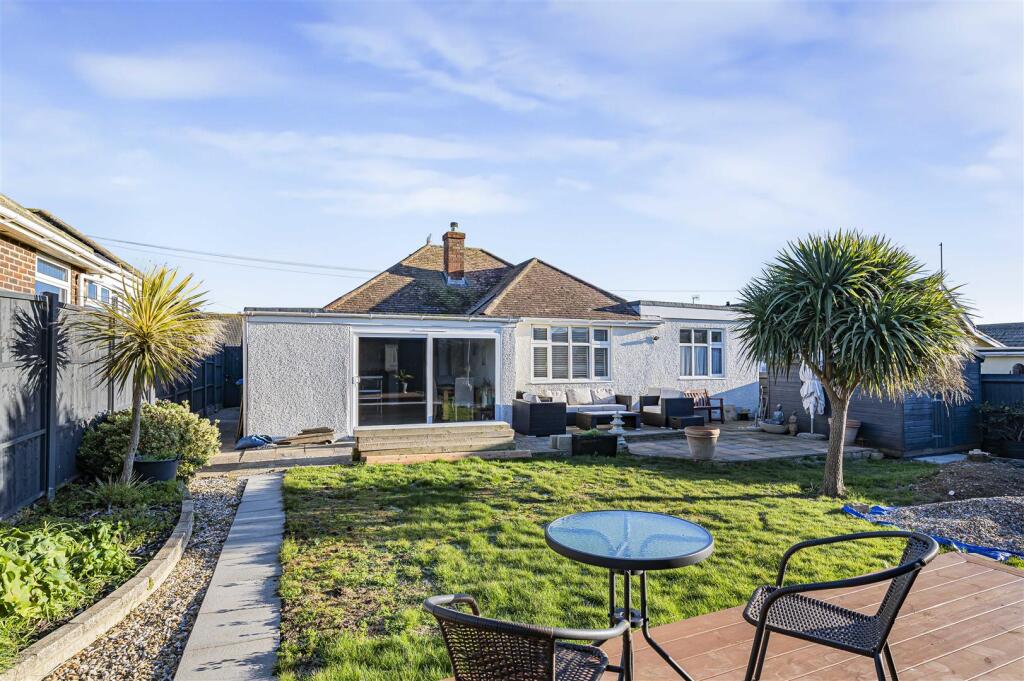 West Facing Rear Garden