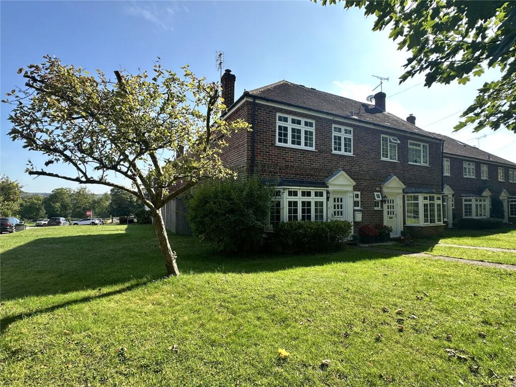 Wallingford Road, Streatley, Reading, Berkshire, RG8