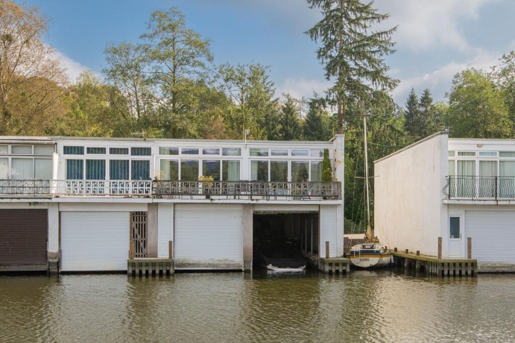 No. 30 Lakeside