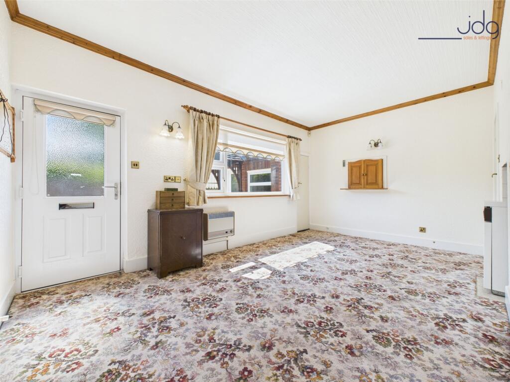 Open Plan Kitchen and Dining Room
