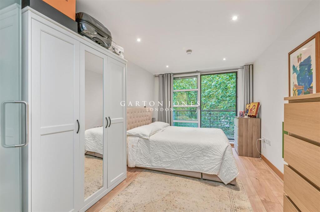 Bedroom.jpg