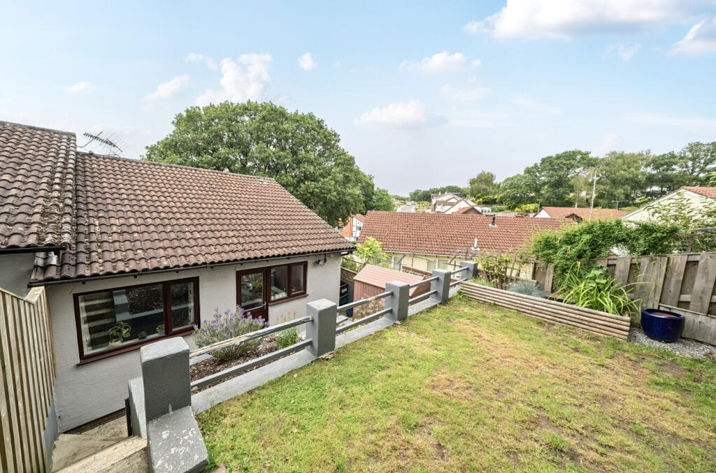 1315785-5-685ebd6...