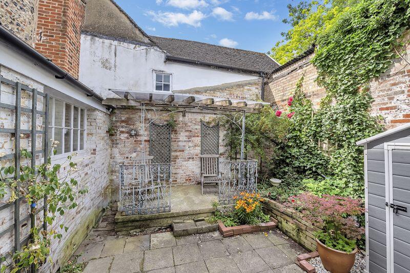 Courtyard Garden