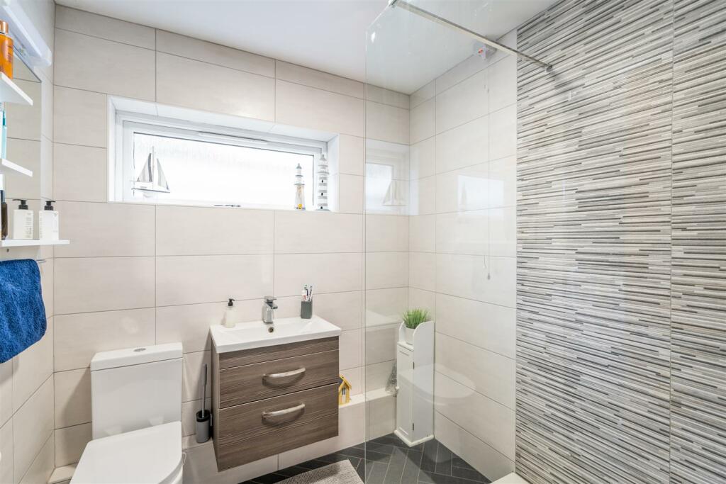 153 Station Lane-22_lo.jpg
