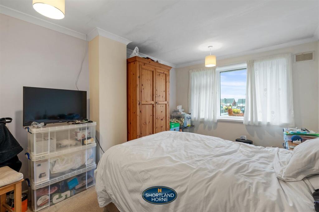 5 Blecthley Drive (6 of 21).jpg