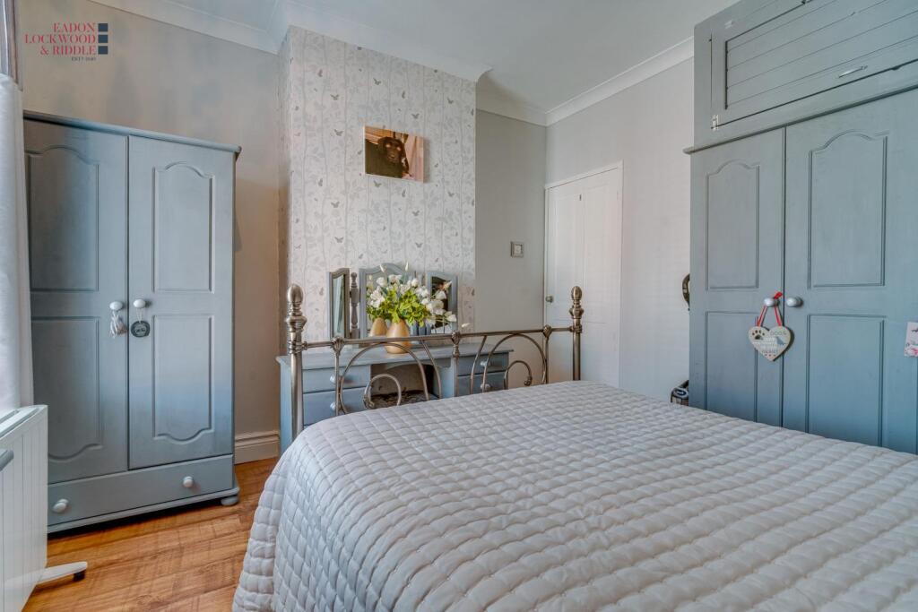 Bedroom 1.3.jpg