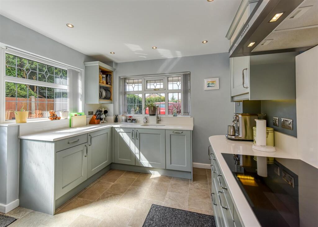 4 The Grange-Kitchen (3).jpg