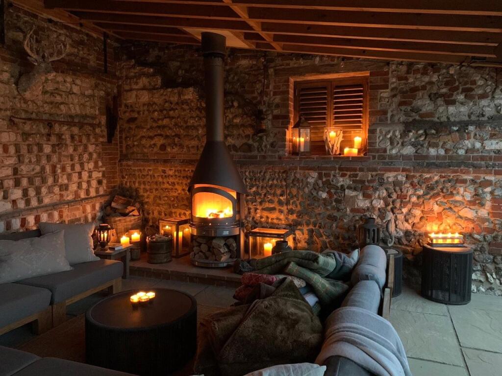 Outdoor Snug