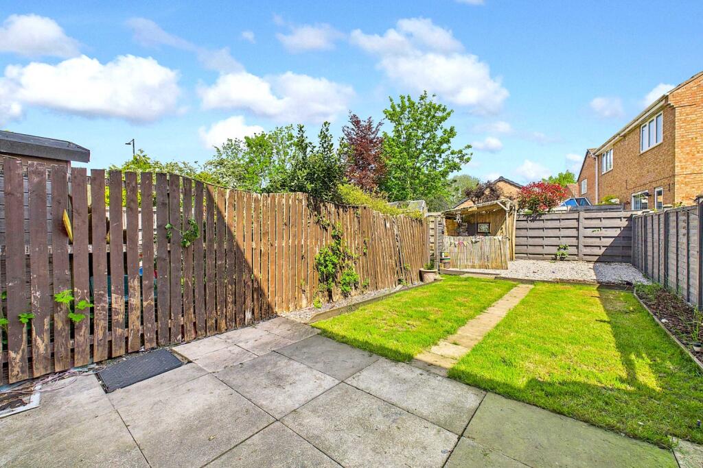 69 Rainsborough Way - Garden2