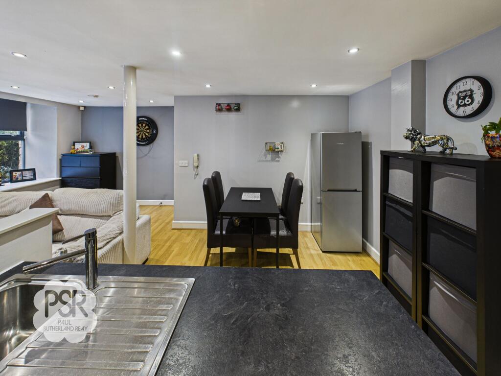 Lounge / Dining Room