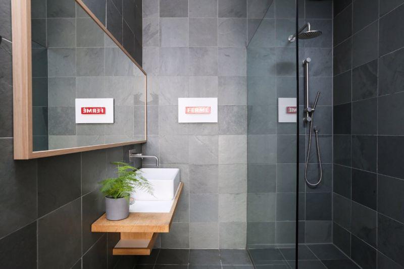 Ensuite