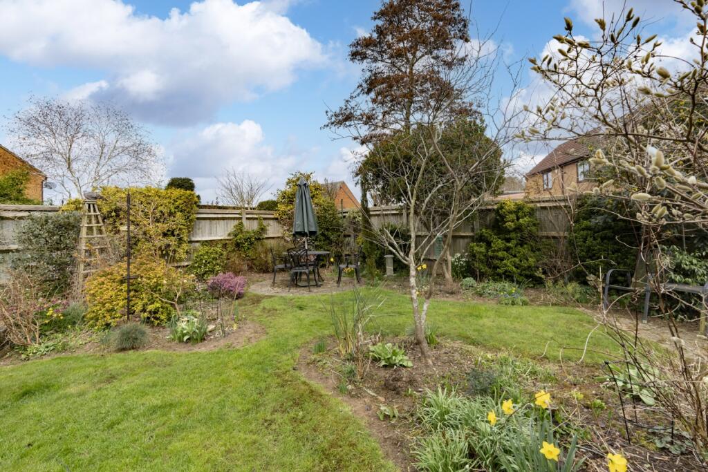 Garden, West Stonebridge, Peterborough, Ewemove sa