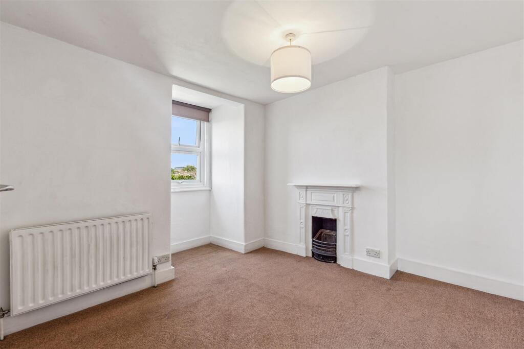 Beverley Road, W4 - FOR SALE
