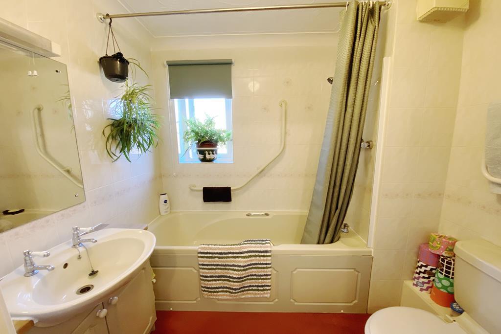 22pine bath (Copy)