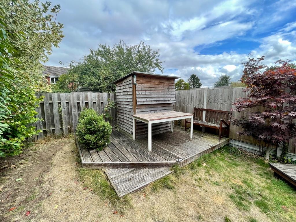 Decking/Bar