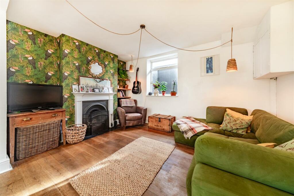 Open-Plan Reception