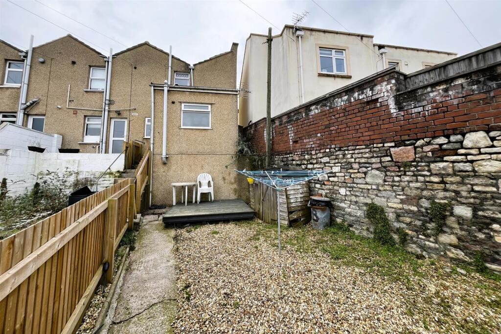 4 Alma Cottages, South Liberty Lane, Bedminster, B