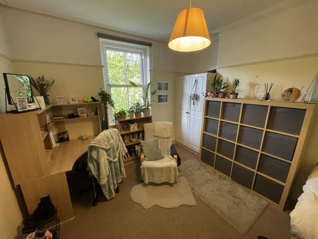 B4BCAB3C-03E4-4820-B31A-C62598E5D4B1