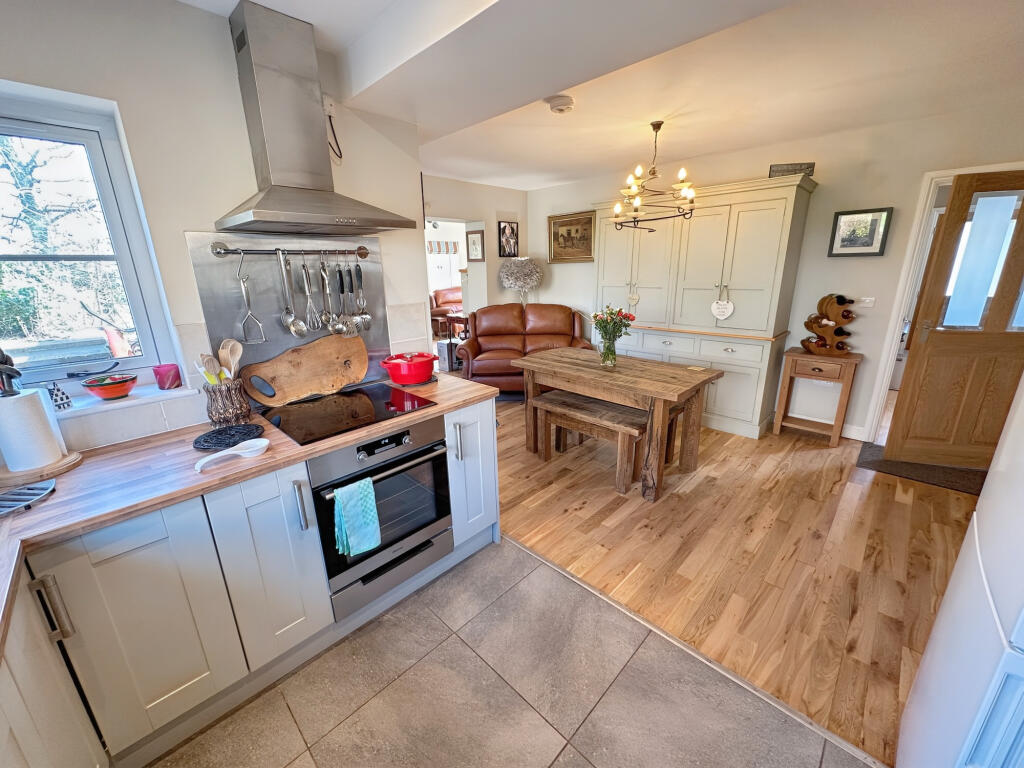 Kitchen area