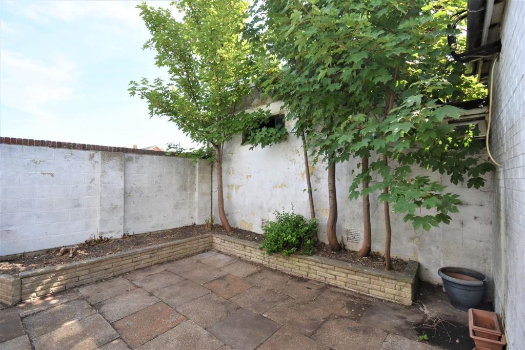 Courtyard Garden..JPG
