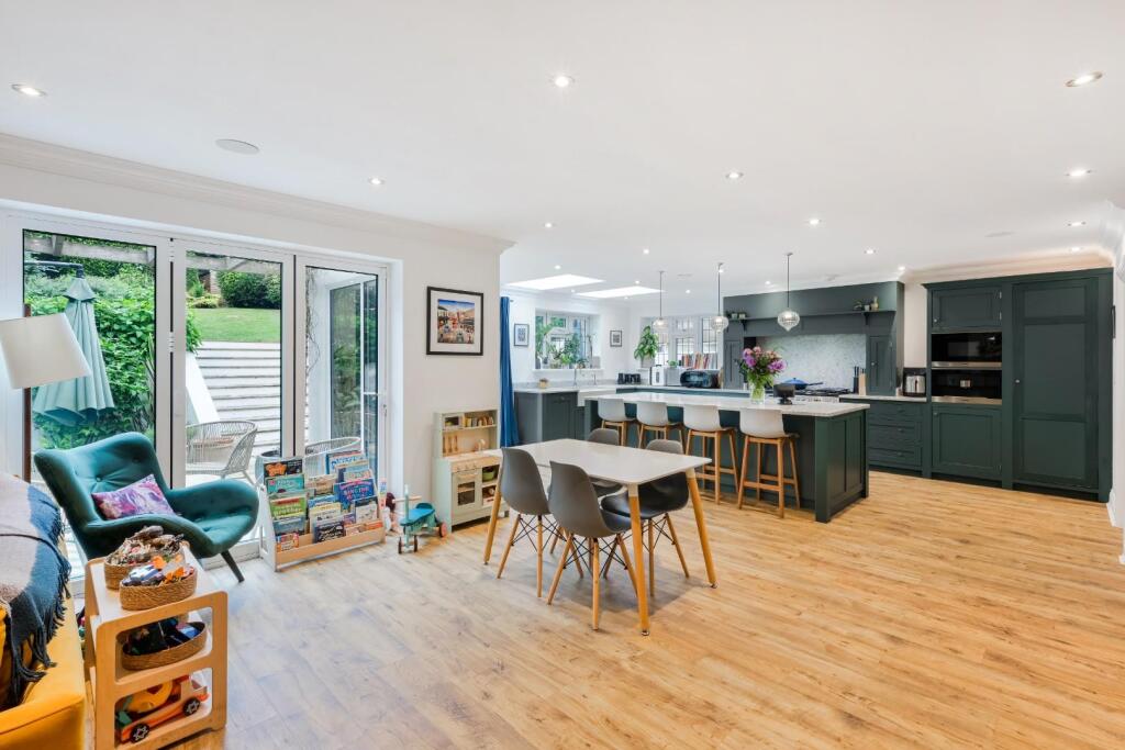 HOLLY LANE WEST (25).jpg