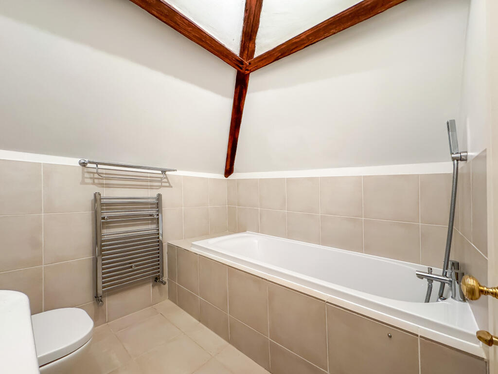 20250830_140859761_iOS_edited