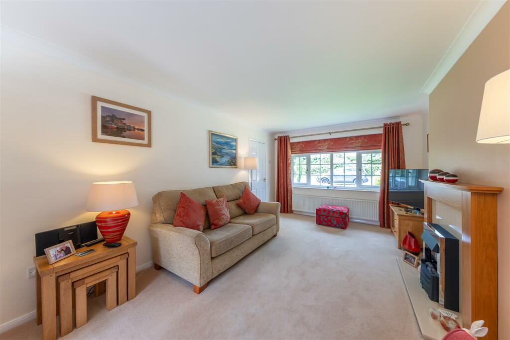 95 Ridings Lane-012.jpg