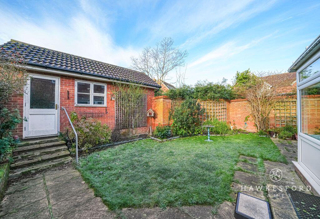 Teal Way,  Iwade - Garden