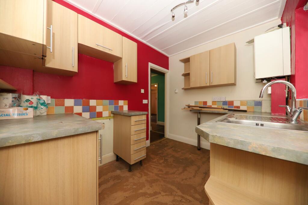 Kitchen (2)
