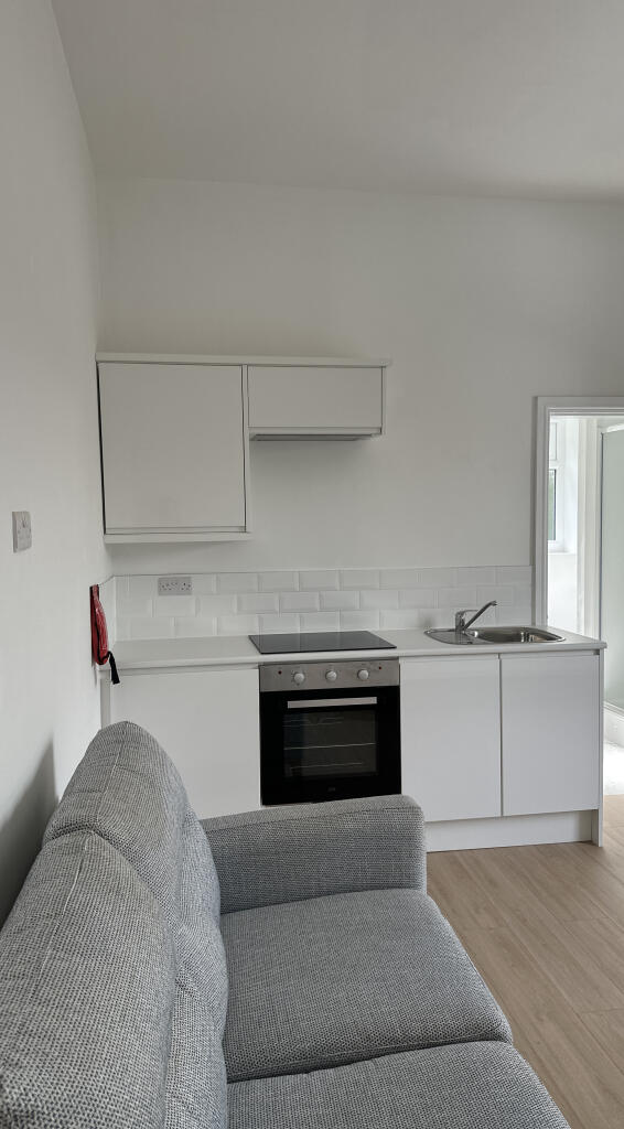 11 Wilbraham Road Flat 3